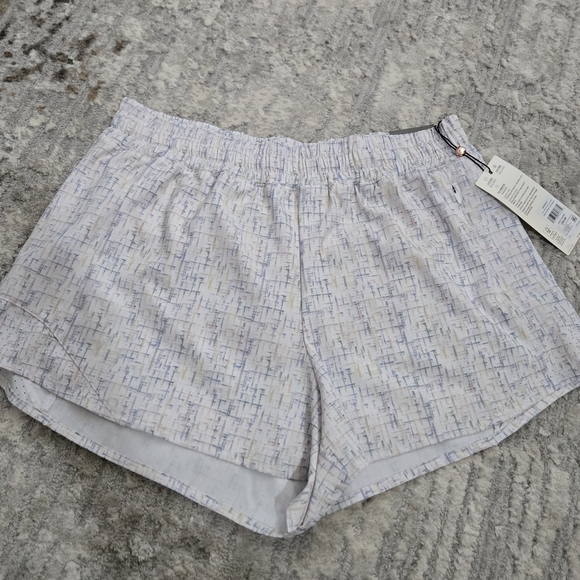 CALIA by Carrie Underwood Pants - CALIA by Carrie Underwood athletic short; size S INFINITY SHORT